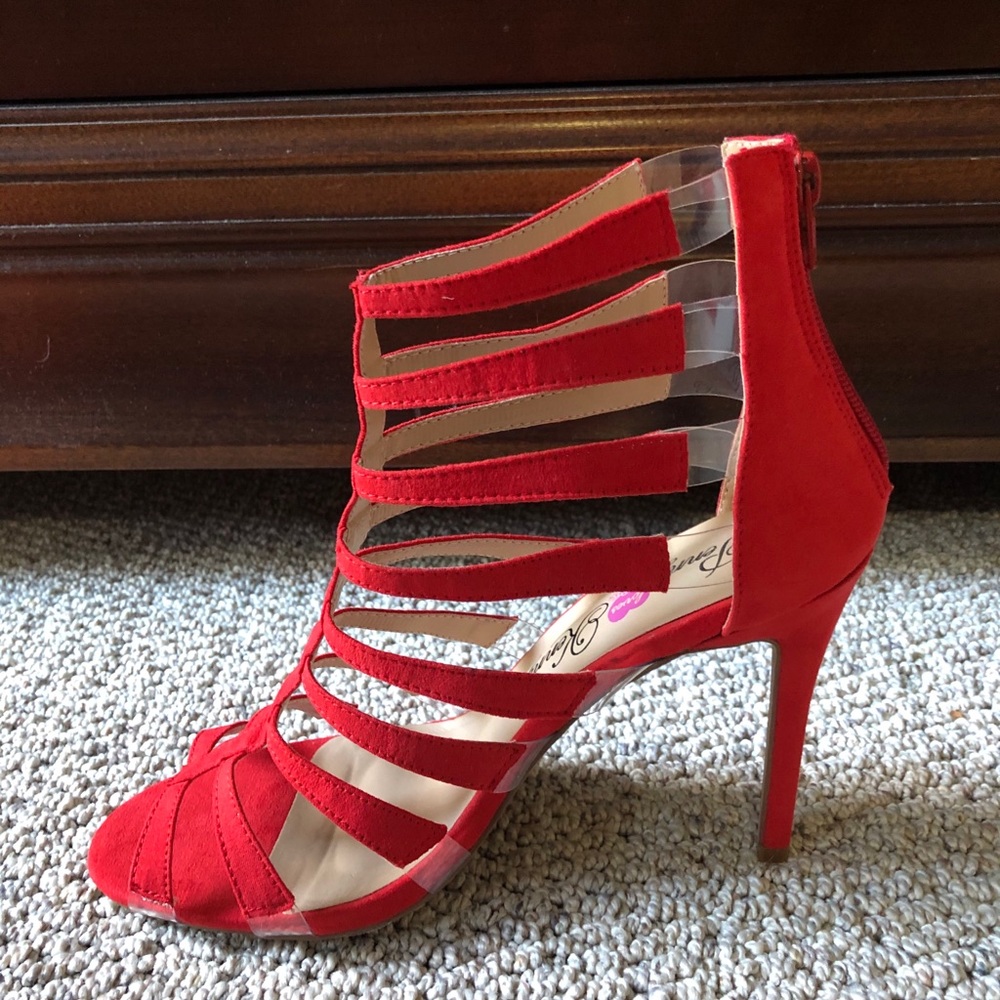 👠 Penny ❤️‘s Kenny Cage Sandals 👠